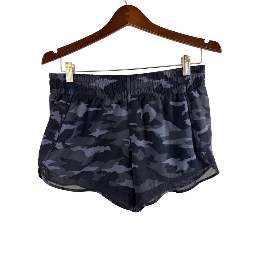 Athleta Printed Mesh Racer Run Short Women Medium Gray Camo Activewear